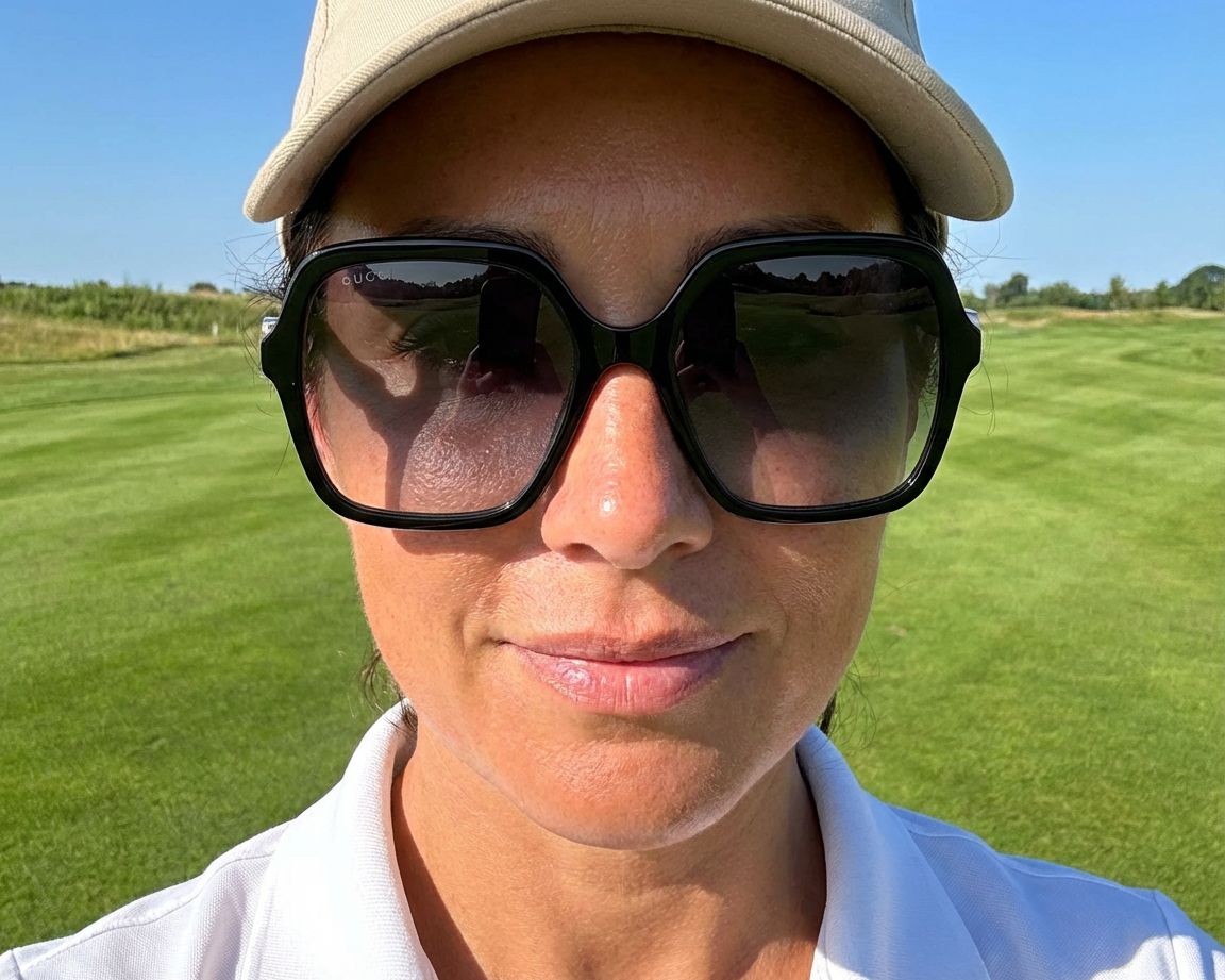 Gucci GG1072S 001 56-19 Black  other view