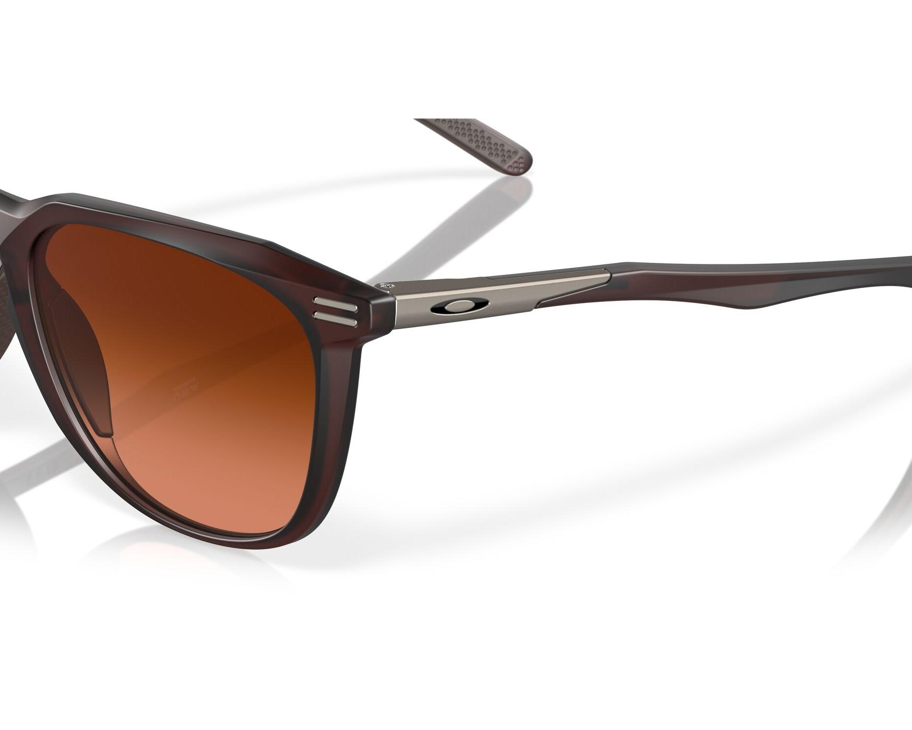 Oakley OO-9286 06 - braun  360 degree view 8