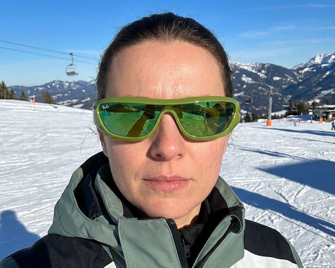 Ray-Ban RB4431 6763/2 - grün  360 degree view 7